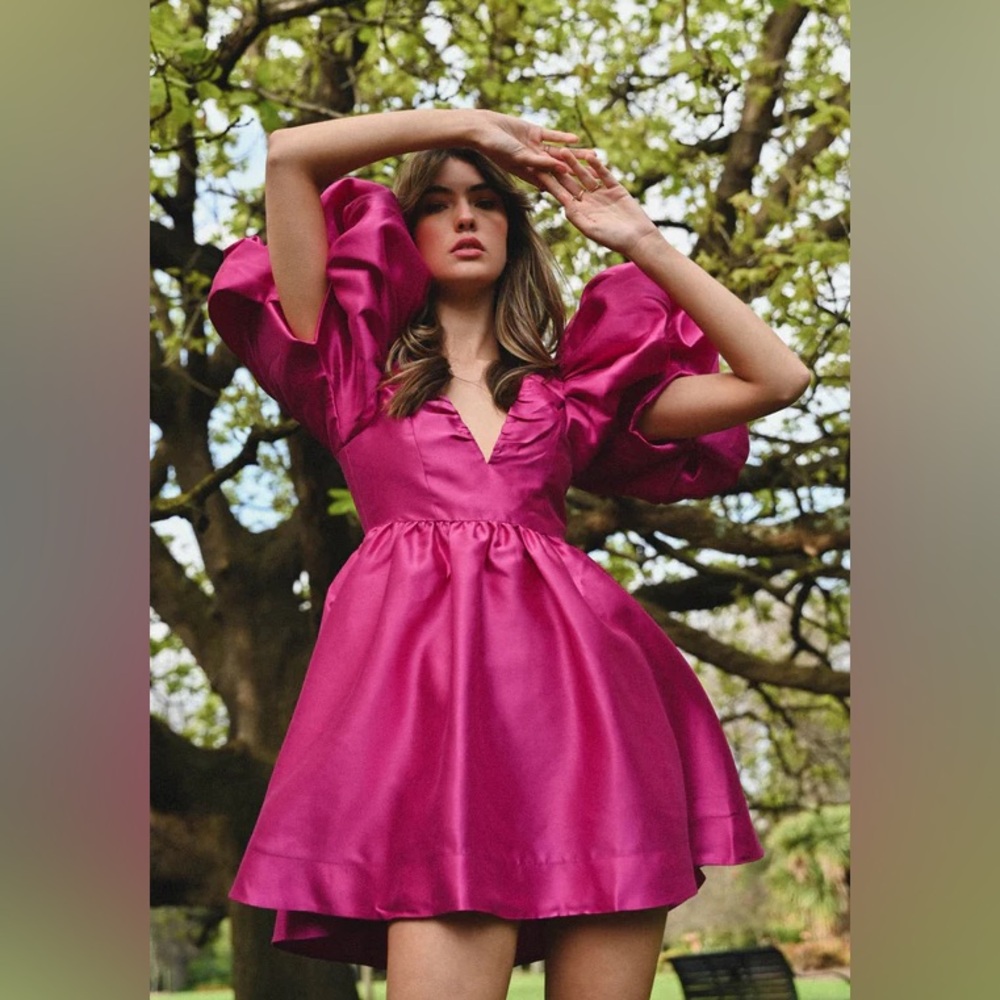 Aureta Vibrant Pink Puff Sleeve Mini Dress